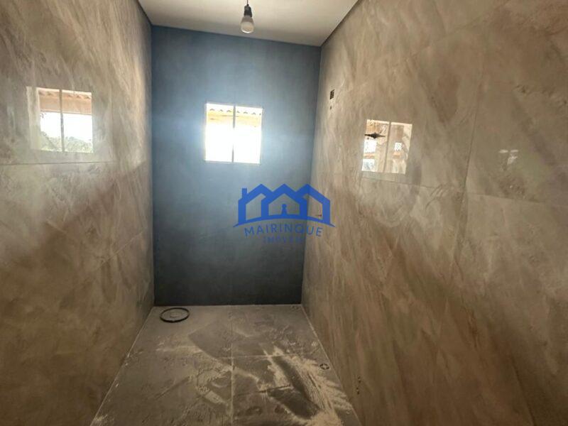 Chácara com 3 Quartos e 4 banheiros à Venda, 1000 m² por R$ 1.200.000 Cód. ch1829