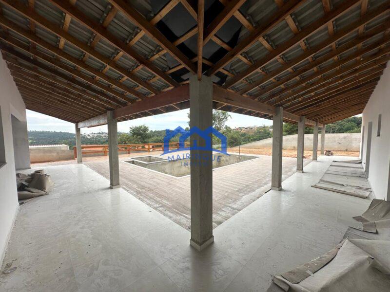 Chácara com 3 Quartos e 4 banheiros à Venda, 1000 m² por R$ 1.200.000 Cód. ch1829