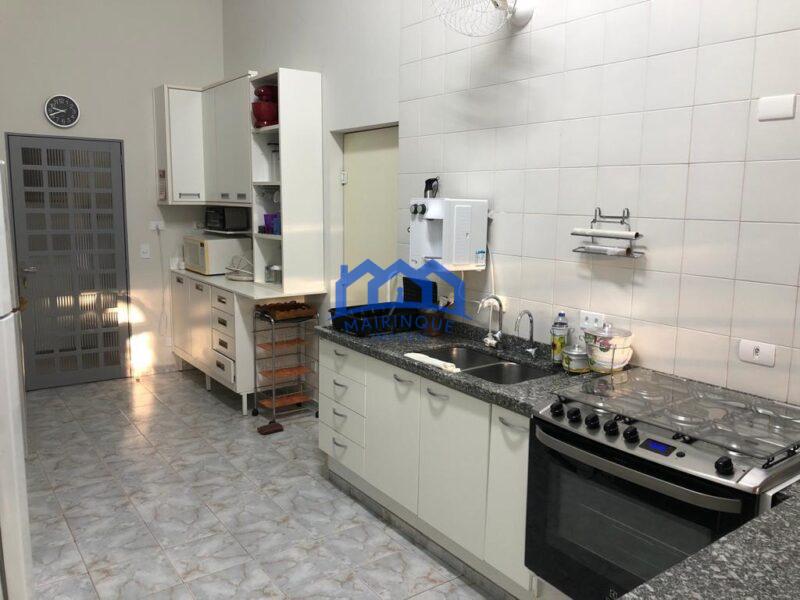 Chácara à Venda com 4 Dormitórios, 5 Banheiros, 6.000m² por R$ 2.200.000! cod.ps256