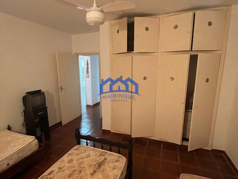 Casa com 4 Quartos e 3 banheiros à Venda, 1.200m² por R$ 750.000 cod. ch1860