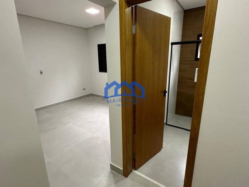 Chacara com 5 Quartos e 5 banheiros à Venda, 1000 m² por R$ 1.700.000 cod. ch1875