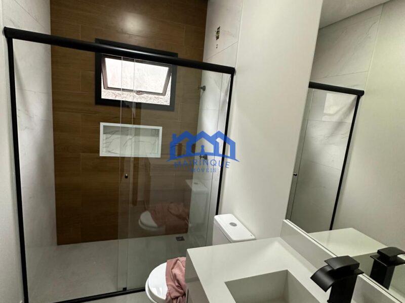 Chacara com 5 Quartos e 5 banheiros à Venda, 1000 m² por R$ 1.700.000 cod. ch1875