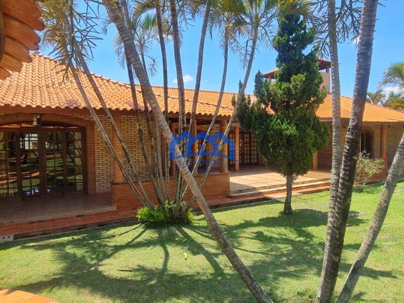 Fazenda com 6 Quartos e 12 banheiros à Venda, 193.600 m² por R$ 6.000.000 cod.ch1888