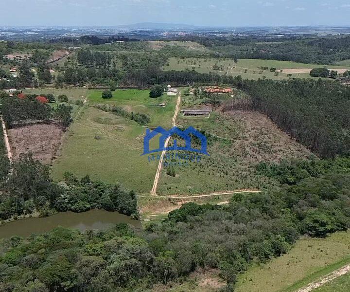 Fazenda com 6 Quartos e 12 banheiros à Venda, 193.600 m² por R$ 6.000.000 cod.ch1888