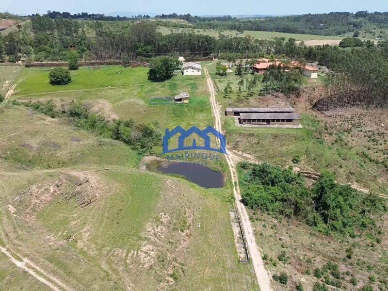 Fazenda com 6 Quartos e 12 banheiros à Venda, 193.600 m² por R$ 6.000.000 cod.ch1888