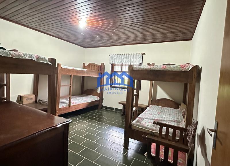 Chacara com 3 Quartos e 3 banheiros à Venda, 2.000 m² por R$ 950.000 cod.ch1905