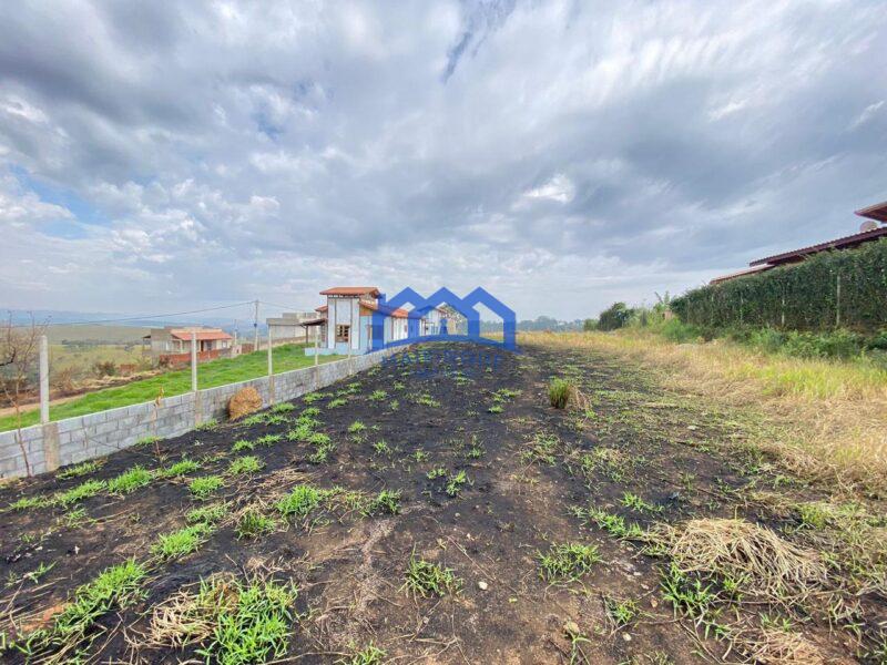 Terreno à Venda, 1000 m² por R$ 160.000 cod. ch1912