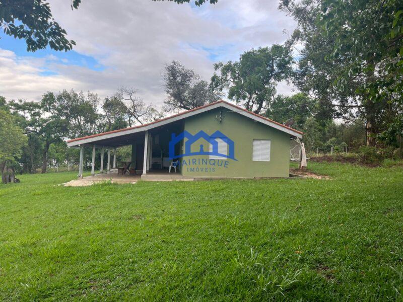 Fazenda/Sítio com 3 Quartos e 1 banheiros à Venda, 160.000 m² por R$ 2.100.000 COD. ch1915