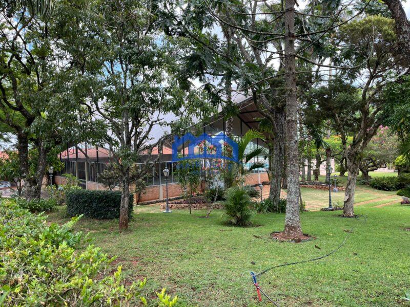 Fazenda/Sítio com 4 Quartos e 4 banheiros à Venda, 220.000 m² por R$ 10.000.000 COD. CH1925