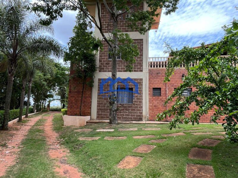 Fazenda/Sítio com 4 Quartos e 4 banheiros à Venda, 220.000 m² por R$ 10.000.000 COD. CH1925