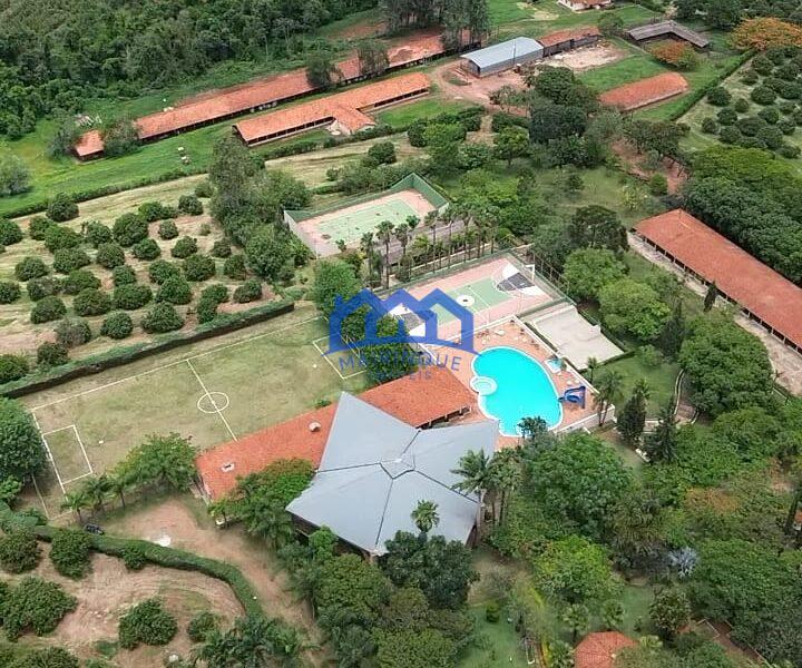 Fazenda/Sítio com 4 Quartos e 4 banheiros à Venda, 220.000 m² por R$ 10.000.000 COD. CH1925