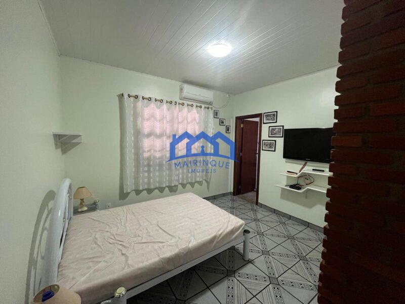 Casa com 3 Quartos e 2 banheiros à Venda, 1800 m² por R$ 1.800.000 cod. ch1958