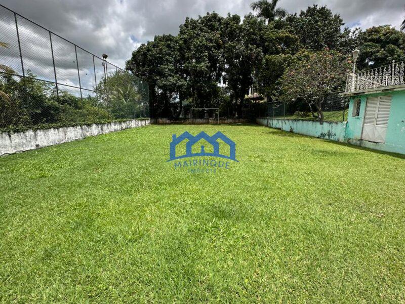 Chacara com 3 Quartos e 3 banheiros à Venda, 2500 m² por R$ 1.600.000 Cod ch1975