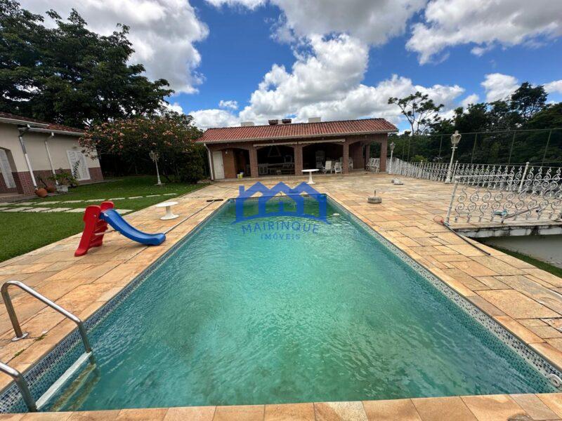 Chacara com 3 Quartos e 3 banheiros à Venda, 2500 m² por R$ 1.600.000 Cod ch1975