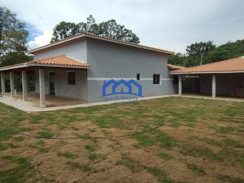 Chácara com 4 Quartos e 2 banheiros à Venda, 1500 m² por R$ 850.000 COD ch1976