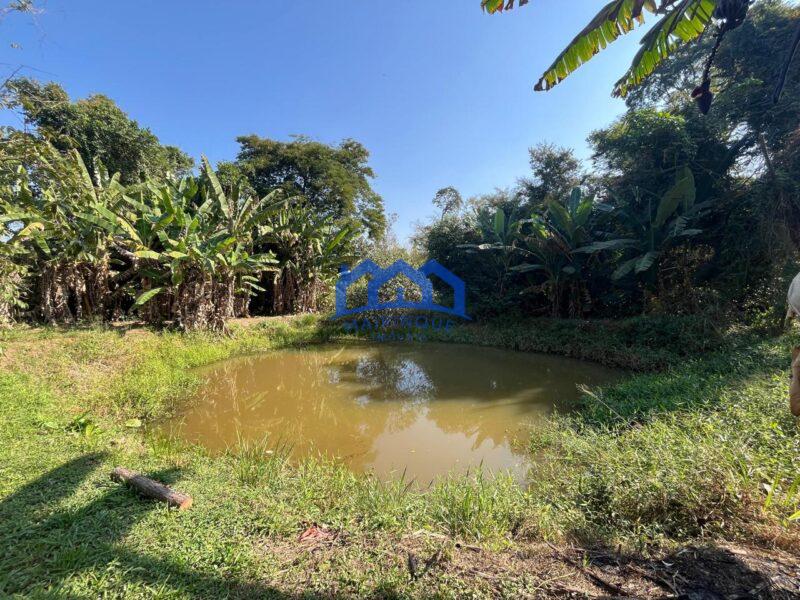 Sitio a venda com 3 Quartos e 4 banheiro à Venda, 27000 m² por R$ 1.800.000 COD. ch1676