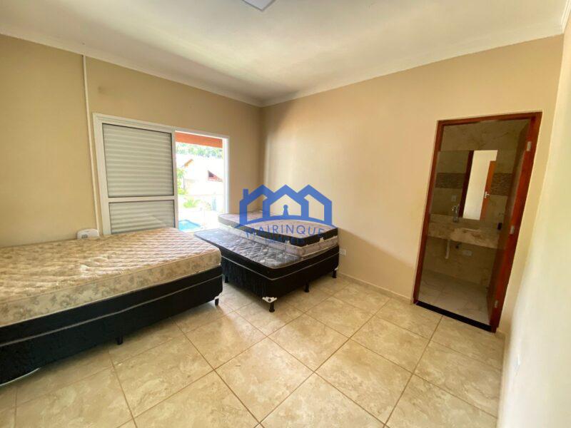 Chácara com 6 Quartos e 7 banheiros à Venda, 1000 m² por R$ 1.500.000 Cod ch2006