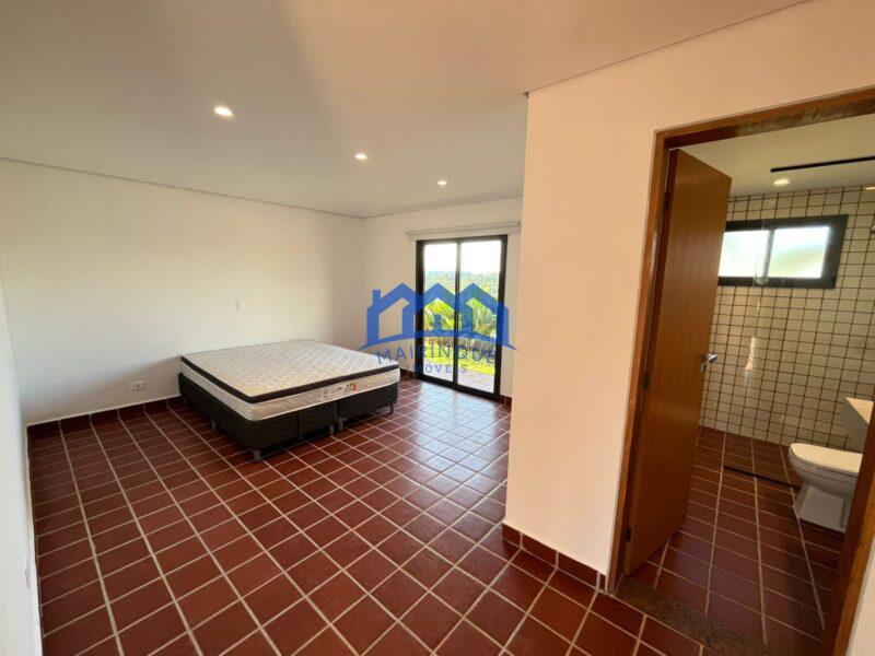 Chácara com 4 Quartos e 5 banheiros à Venda, 1000 m² por R$ 2.200.000 ch2007