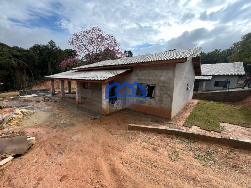 Chácara com 3 Quartos e 2 banheiros à Venda, 1000 m² por R$ 850.000 cod. ch2014