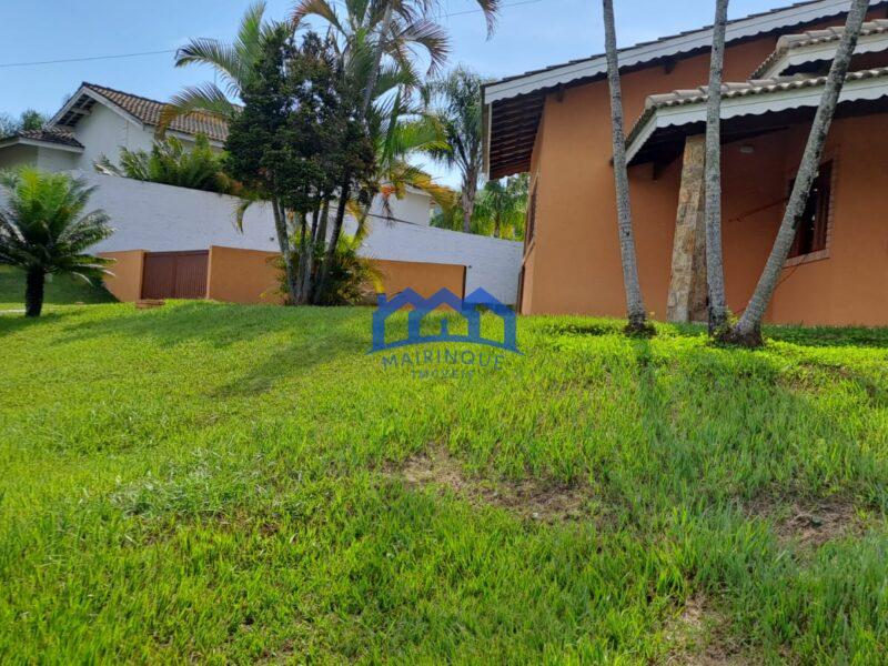 Chácara com 3 Quartos e 2 banheiros à Venda, 1477m² por R$ 1.950.000 COD. ch2030