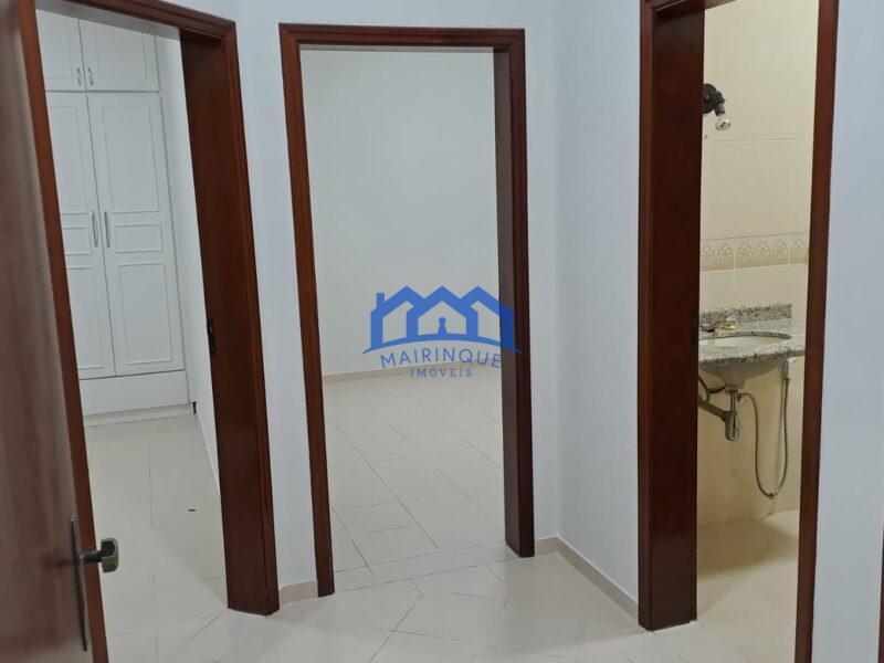 Chácara com 3 Quartos e 2 banheiros à Venda, 1477m² por R$ 1.950.000 COD. ch2030