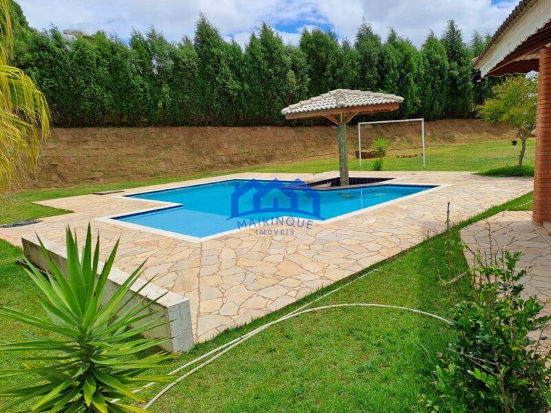 Chácara com 3 Quartos e 2 banheiros à Venda, 1477m² por R$ 1.950.000 COD. ch2030