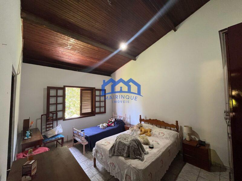 Chácara com 7 Quartos e 5 banheiros à Venda, 5.000 m² por R$ 900.000 Cód. ch2103