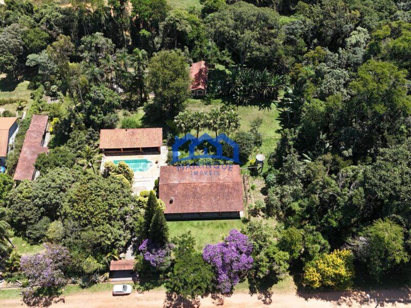Chácara com 7 Quartos e 5 banheiros à Venda, 5.000 m² por R$ 900.000 Cód. ch2103