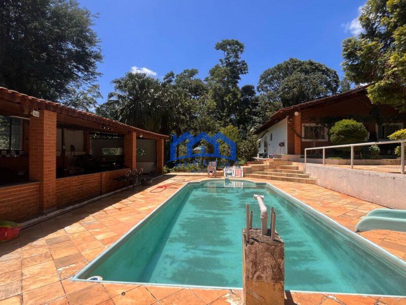 Chácara com 7 Quartos e 5 banheiros à Venda, 5.000 m² por R$ 900.000 Cód. ch2103