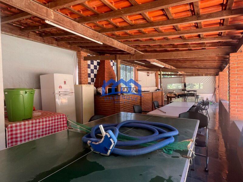 Chácara com 7 Quartos e 5 banheiros à Venda, 5.000 m² por R$ 900.000 Cód. ch2103