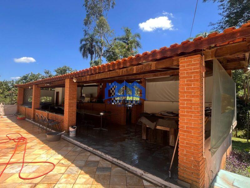 Chácara com 7 Quartos e 5 banheiros à Venda, 5.000 m² por R$ 900.000 Cód. ch2103