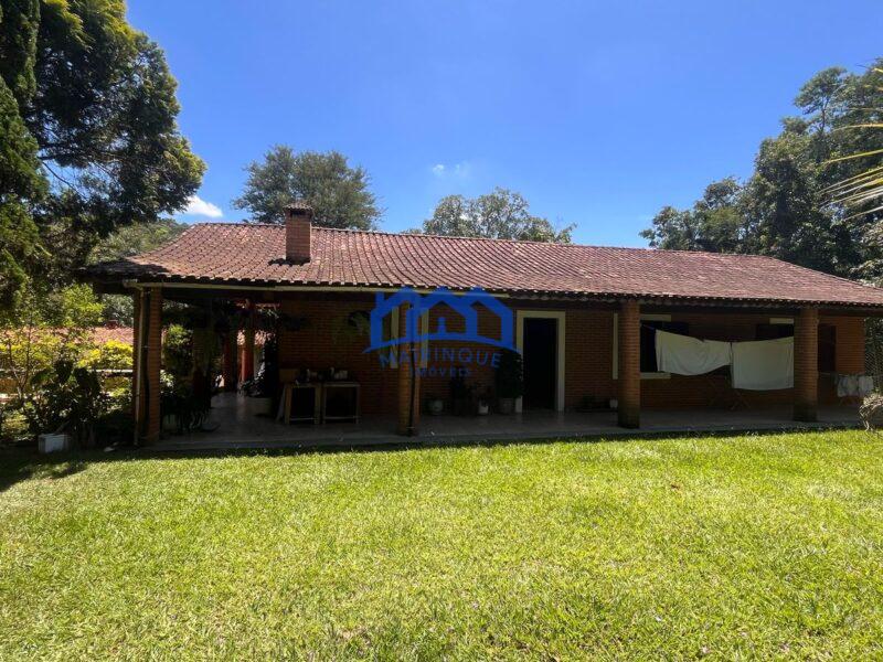 Chácara com 7 Quartos e 5 banheiros à Venda, 5.000 m² por R$ 900.000 Cód. ch2103