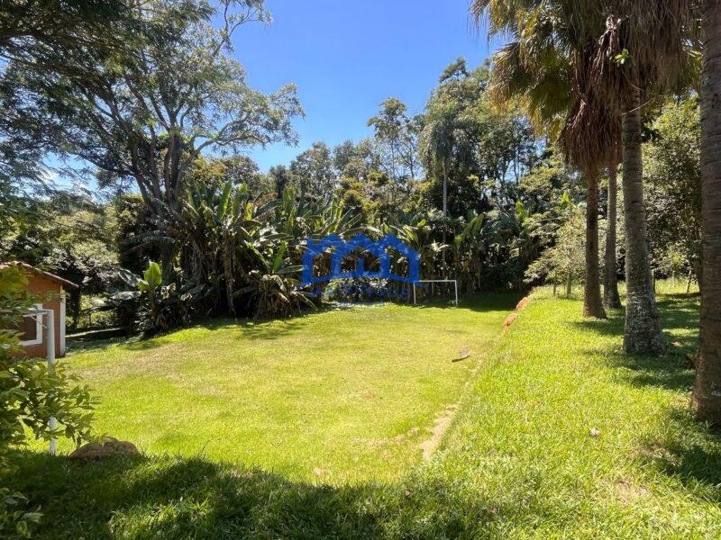 Chácara com 7 Quartos e 5 banheiros à Venda, 5.000 m² por R$ 900.000 Cód. ch2103