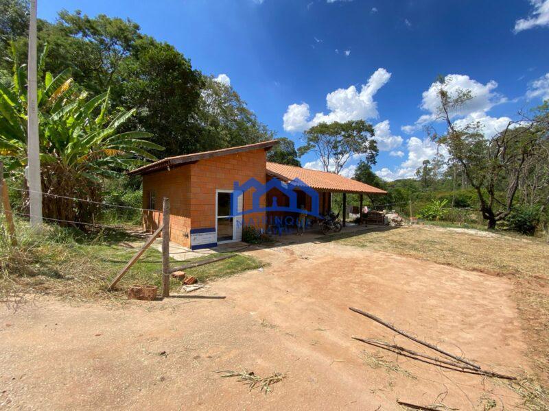 Chácara com 2 quartos e 2 banheiros à Venda, 1000 m² por R$ 470.000 Cód. ch2129