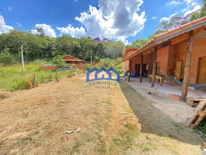 Chácara com 2 quartos e 2 banheiros à Venda, 1000 m² por R$ 470.000 Cód. ch2129