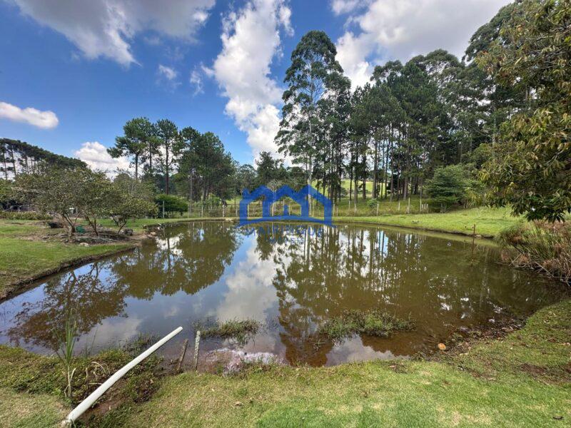 Sítio com 10.000m² à Venda , por R$ 750.000,00 Cód. ch2138