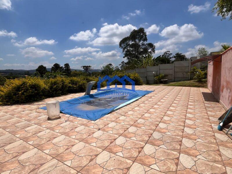 Chácara com 3 quartos e 2 banheiros com 1.000m² à Venda, por R$ 530.000 Cód. ch2151