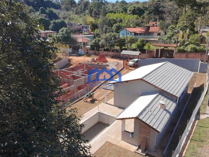 Chácara com 3 quartos e 2 banheiros com 1.000m² à Venda, por R$ 580.000 Cód. ch2155