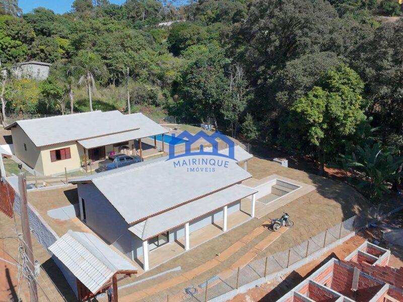 Chácara com 3 quartos e 2 banheiros com 1.000m² à Venda, por R$ 580.000 Cód. ch2155