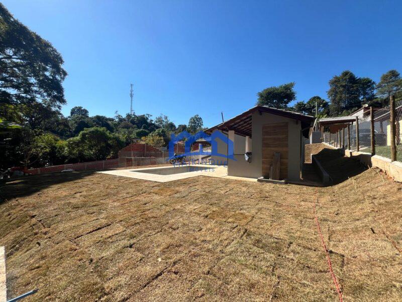 Chácara com 3 quartos e 2 banheiros com 1.000m² à Venda, por R$ 580.000 Cód. ch2155