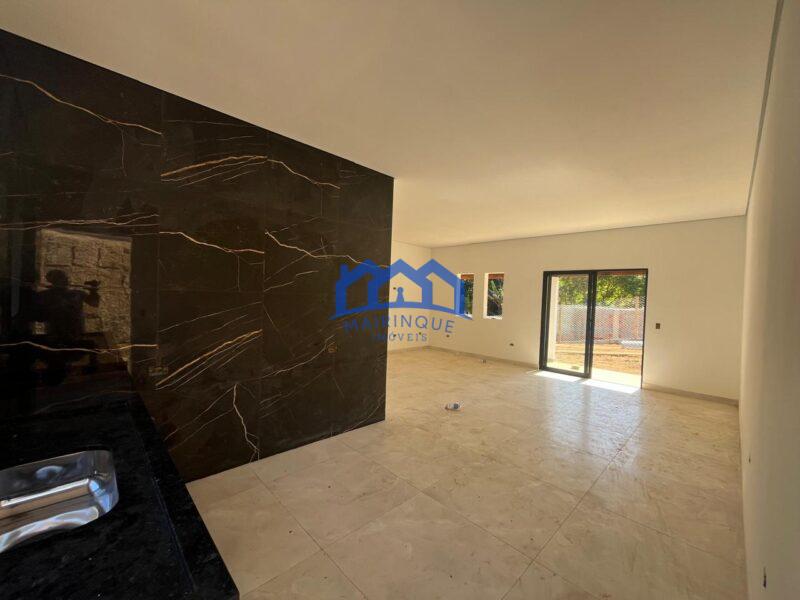 Chácara com 3 quartos e 2 banheiros com 1.000m² à Venda, por R$ 580.000 Cód. ch2155