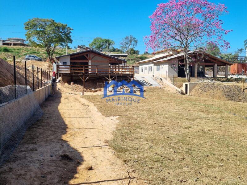 Chácara com 3 Quartos e 3 banheiros à Venda, 1.000 m² por R$ 850.000 Cód. ch2106