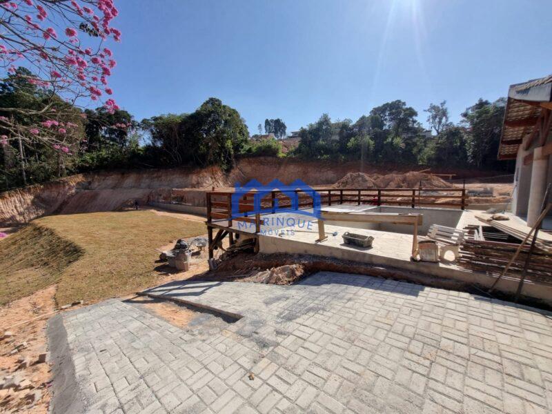 Chácara com 3 Quartos e 3 banheiros à Venda, 1.000 m² por R$ 850.000 Cód. ch2106