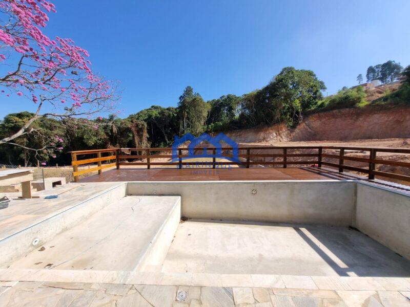 Chácara com 3 Quartos e 3 banheiros à Venda, 1.000 m² por R$ 850.000 Cód. ch2106