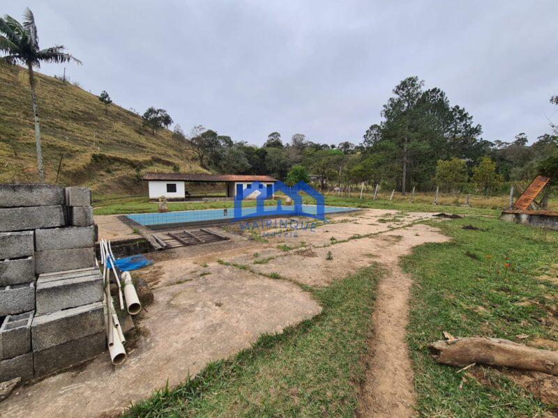 Lote/Terreno com 1.000 m² à Venda, por R$ 110.000,00 Cód. ch2213