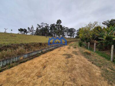 Lote/Terreno com 1.000 m² à Venda, por R$ 110.000,00 Cód. ch2213