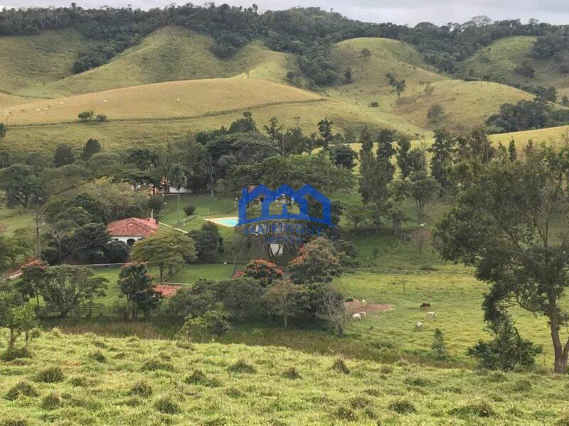 Sitio/Fazenda com 1.067 alqueires à Venda, por R$ 75.000.000,00 Cód. ch2199