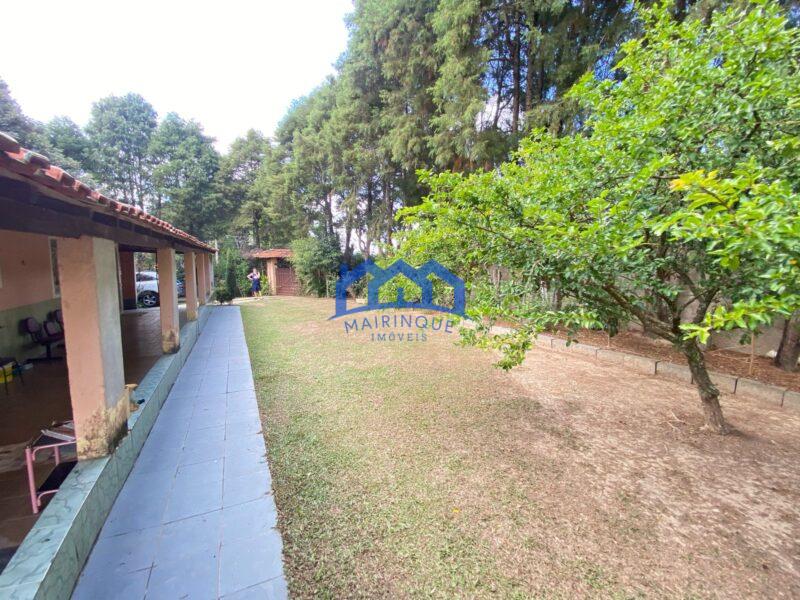 Chácara com 5 quartos e 2 banheiros com 1000 m² à Venda, por R$ 380.000 Cód. ch2210