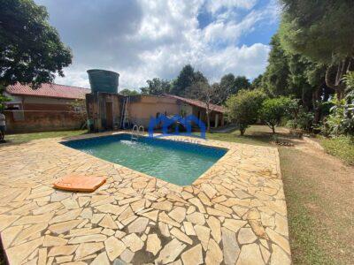 Chácara com 5 quartos e 2 banheiros com 1000 m² à Venda, por R$ 380.000 Cód. ch2210