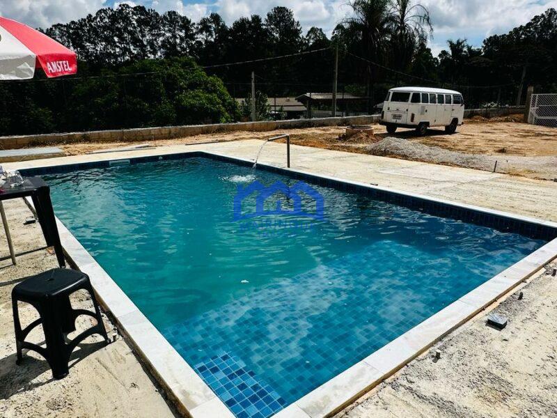 Chácara com 3 quartos e 3 banheiros com 1000 m² à Venda, por R$ 330.000 Cód. ch2211